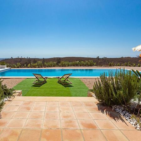 Corte Velada Guest House By Lovelystay Lagos Exterior foto