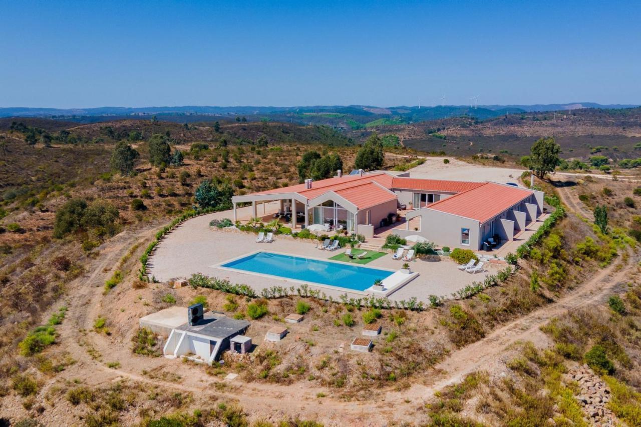Corte Velada Guest House By Lovelystay Lagos Exterior foto