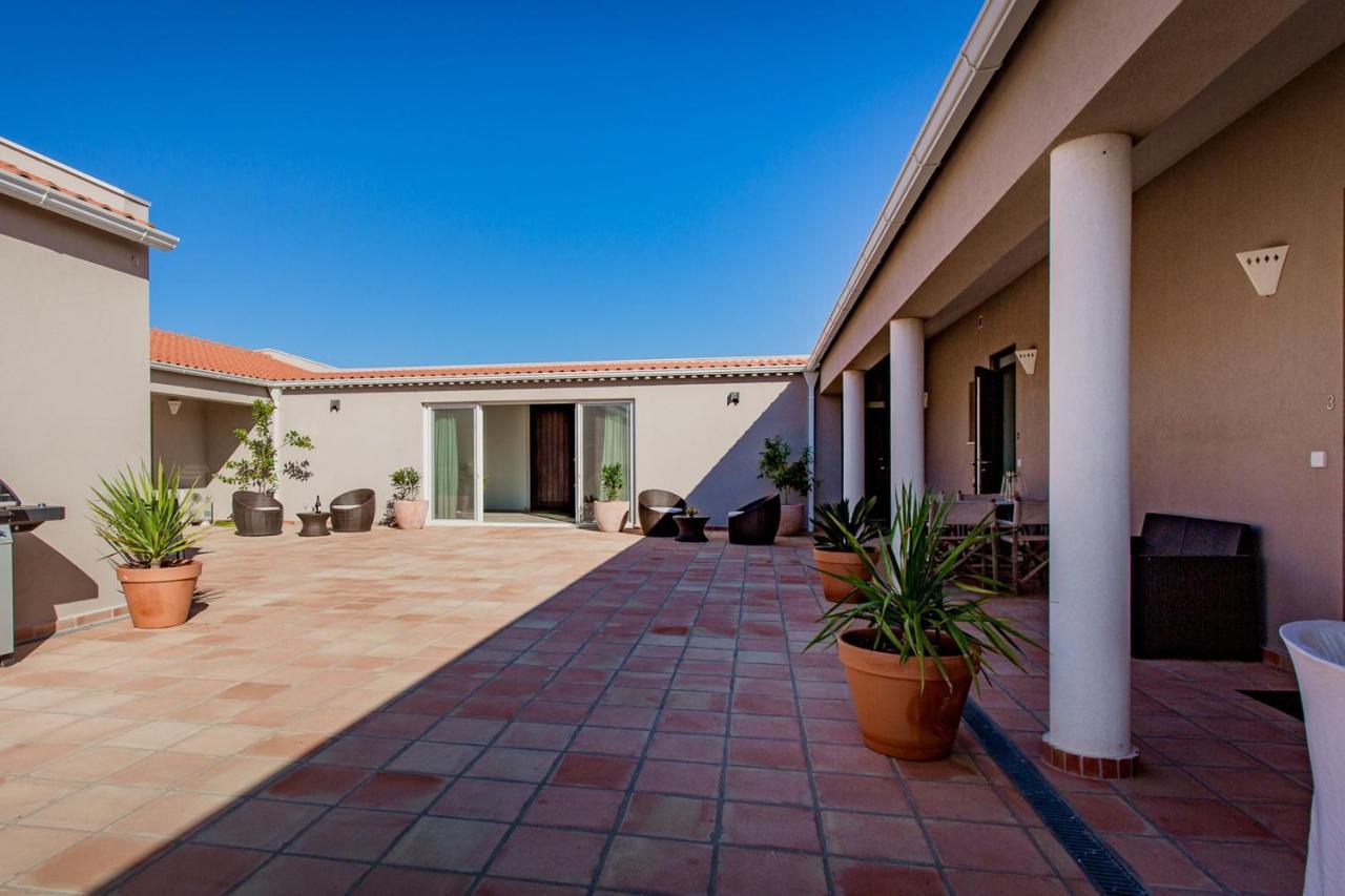 Corte Velada Guest House By Lovelystay Lagos Exterior foto