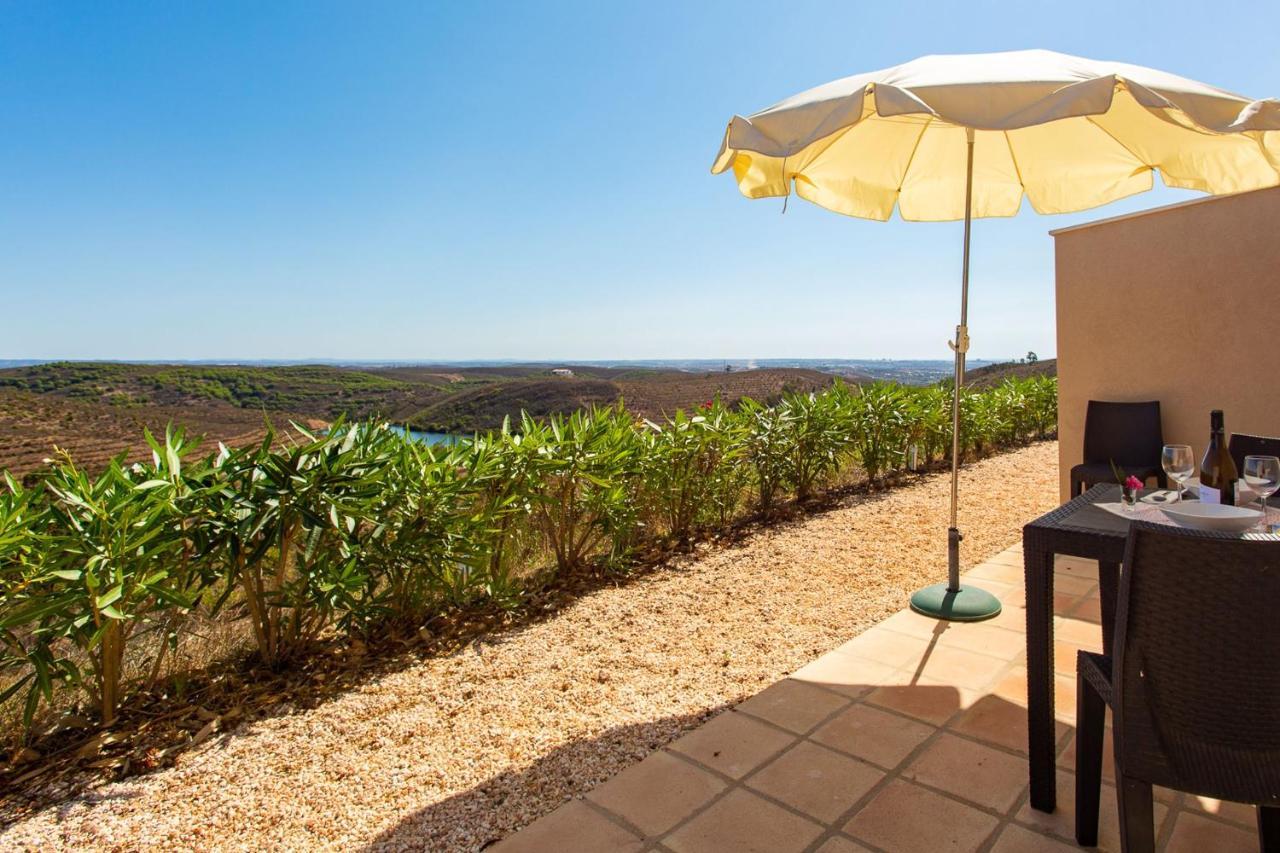 Corte Velada Guest House By Lovelystay Lagos Exterior foto